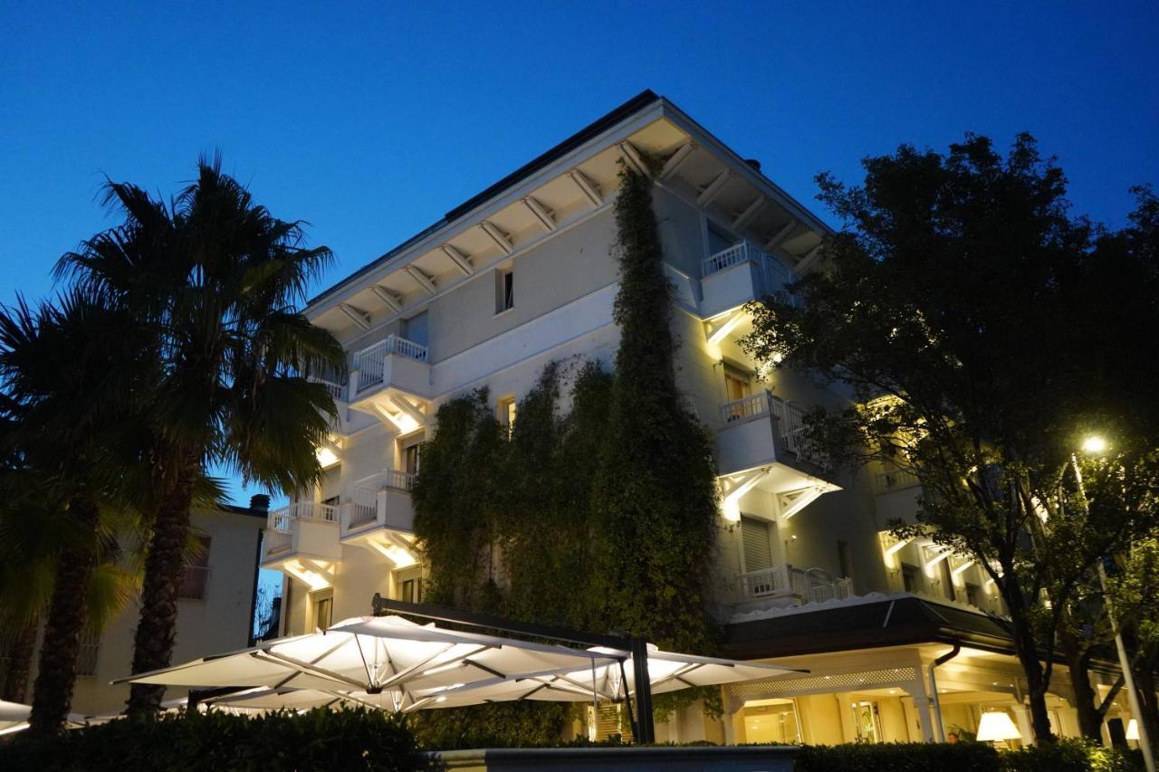 Hotel Maestrale ريتشوني المظهر الخارجي الصورة